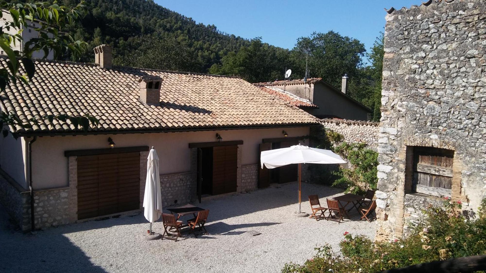 Agriturismo Il Casalino Сполето Екстериор снимка
