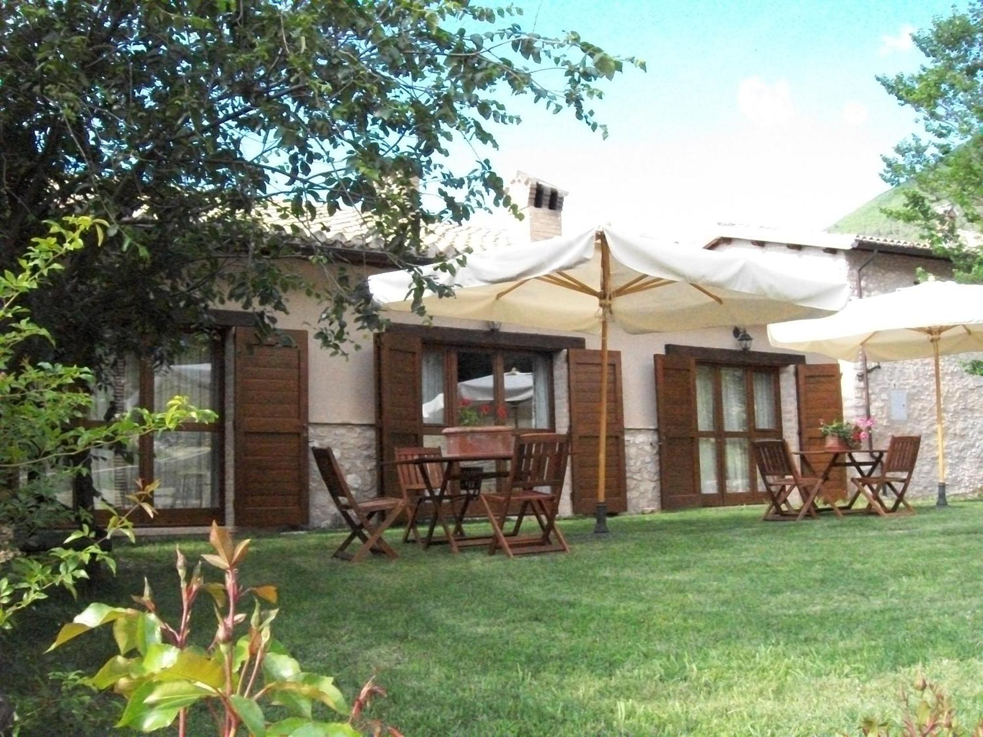 Agriturismo Il Casalino Сполето Екстериор снимка